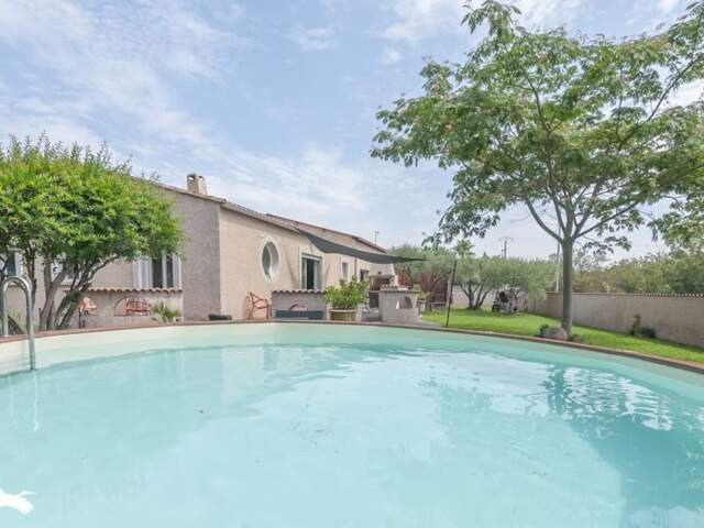 Villa de 4 pièces principales — photo du bien