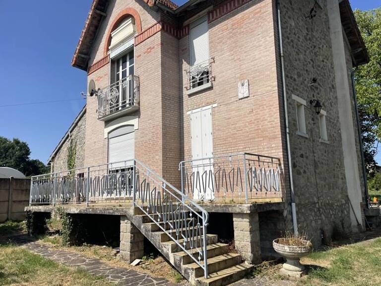 Maison de bourg de 5 pièces principales — photo 1