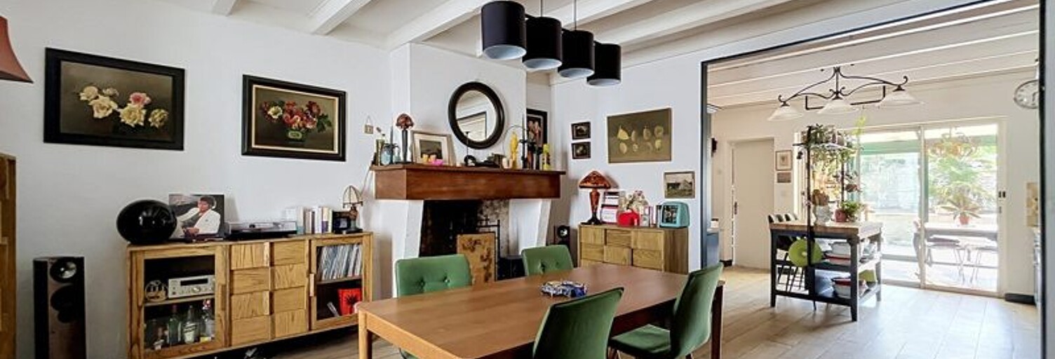 Maison 5 Pièces 185 m² à vendre à Saint-Jean-de-Liversay (17170)