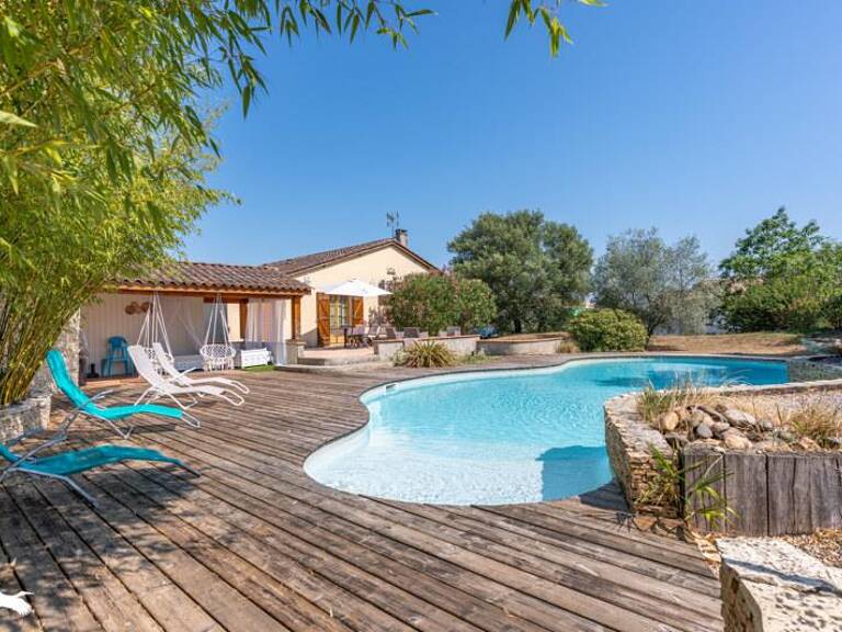 Villa de 5 pièces principales — photo 1
