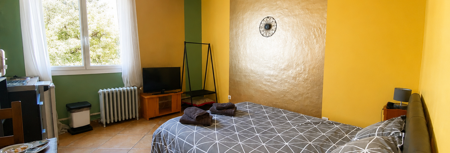 Maison 11 Pièces 390 m² à vendre à Signes (83870)