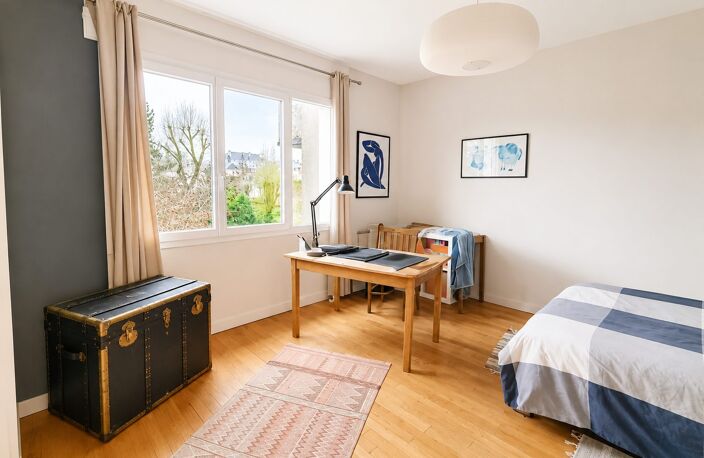 SAINT CYR SUR LOIRE, immeuble de rapport dans un secteur très p — photo 4