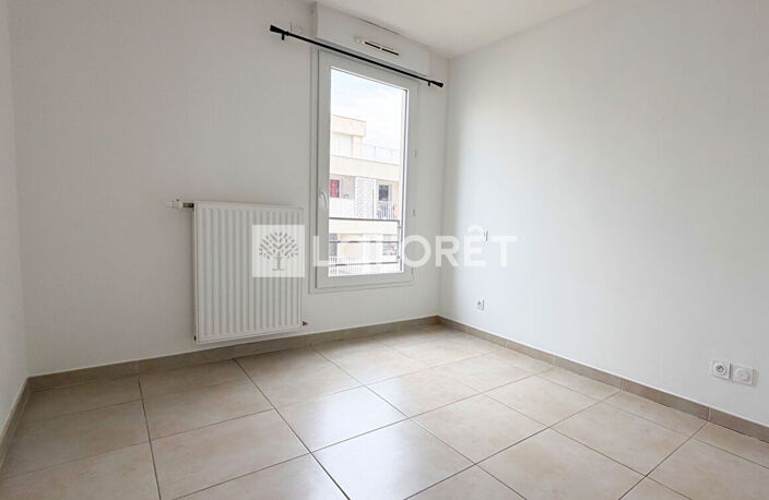 Appartement 4 pièces quartier GRISETTES — photo 4