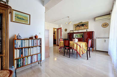 Appartement 4 pièces 180000 €