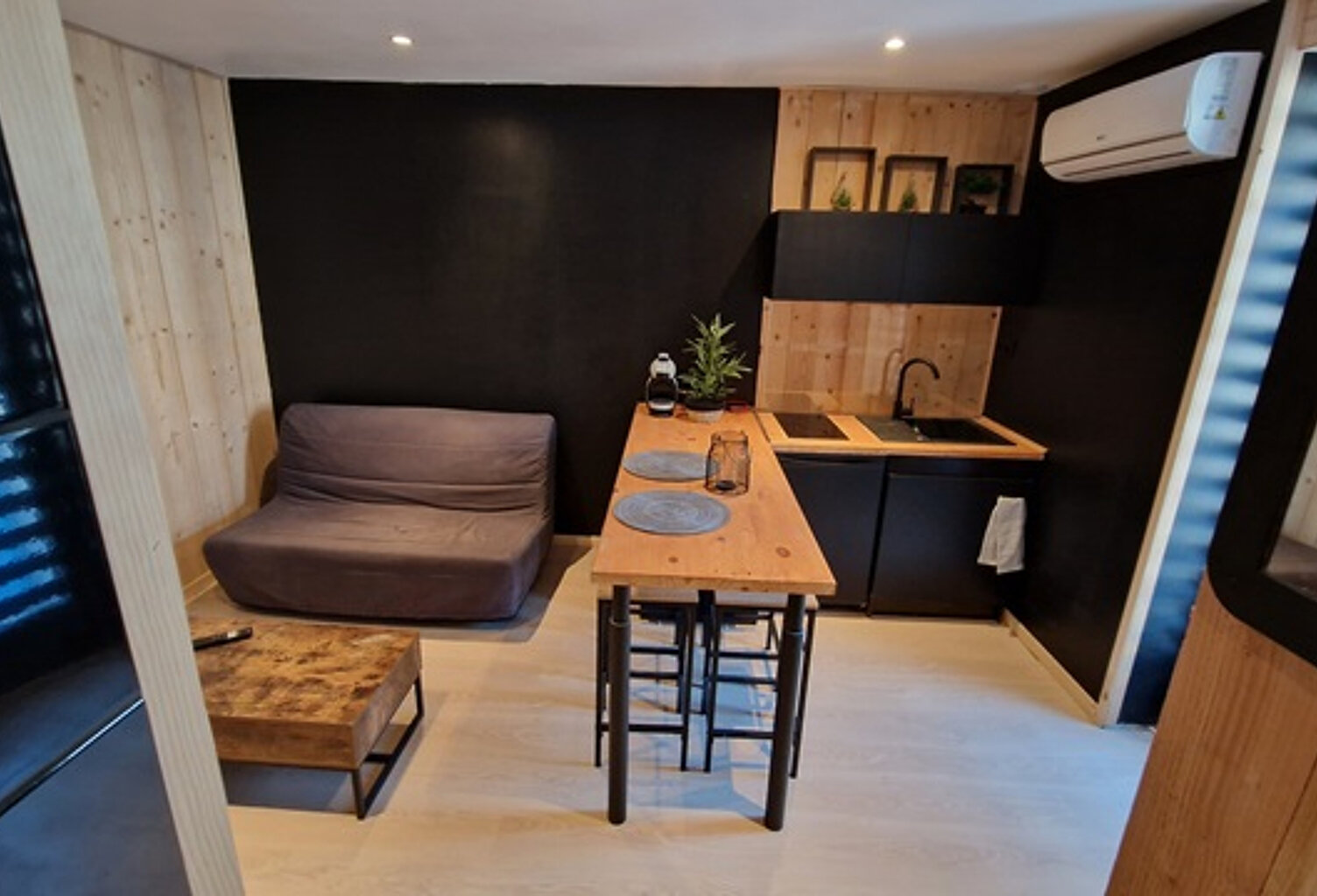 MAISON 2 APPARTEMENTS+ GARAGE — photo 1