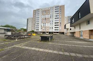 Appartement 4 pièces 104000 €