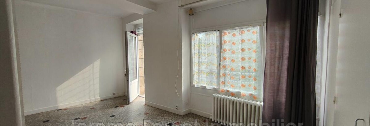 Immeuble  120 m² à vendre à Montaignac-sur-Doustre (19300)