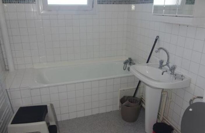 T2 — photo 2