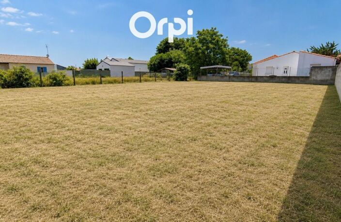 Terrain à bâtir de 640 m² – Les Mathes, à seulement 4 km des plages de La Palmyre — photo 3