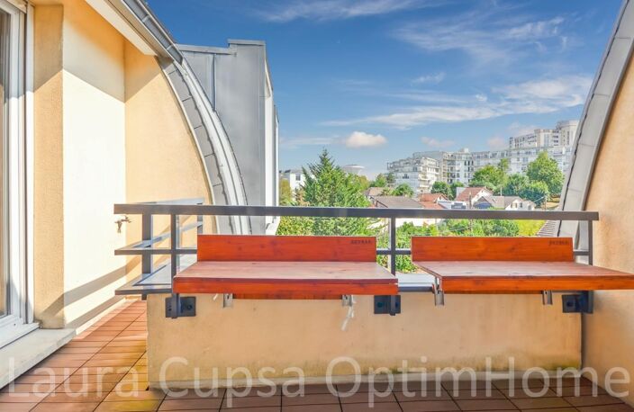 CHATILLON T6 ANDRE MALRAUX - 7 MIN METRO L13 - 4P DERNIER ETAGE - CALME - VUE DEGAGEE - 79,40 M² CARREZ - 82,3 M² AU SOL - 5 MIN CENTRE VILLE - RESIDENCE DE STANDING - ASCENSEUR - CAVE- DOUBLE PARKING — photo 5
