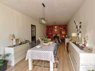Maison de caractère rénovée de 205 m² avec jardin, bois, et grange — photo 3