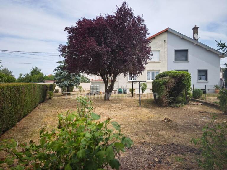 Charmante maison familiale avec terrain et garage - Etain — photo 1