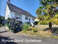 Maison familiale 171 m² – DPE C – 5 chambres – Terrain paysagé de 2 400 m² – Rostrenen — photo 2