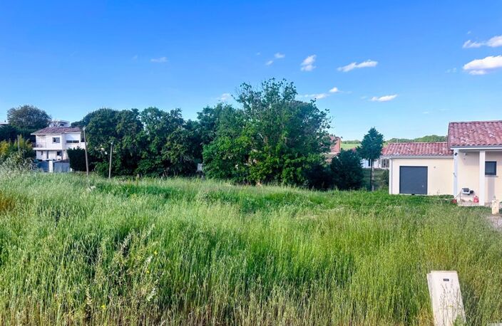 EXCLUSIVITÉ - Terrain à bâtir – 793 m² — photo 2