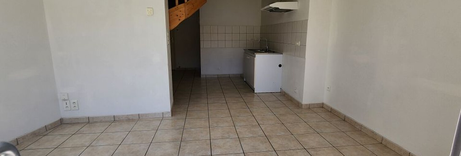 Maison 3 Pièces 80 m² à louer à Lacapelle-Marival (46120)