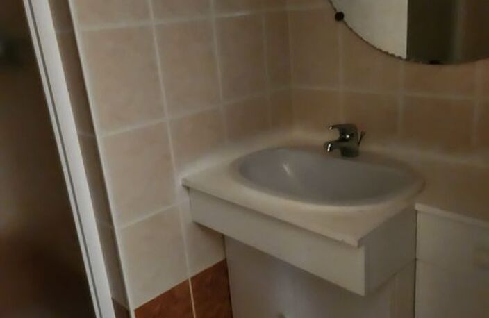 Maison de 80m2 à louer sur Lacapelle-Marival — photo 5