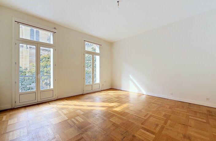 BERGERAC CENTRE – Superbe appartement de standing de 110 m² - Type 4 - avec balcon — photo 2