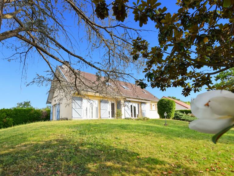 Maison sur sous-sol de 149 m2 avec 1840 m2 de terrain  à FARGES LES CHALON (71) — photo 1
