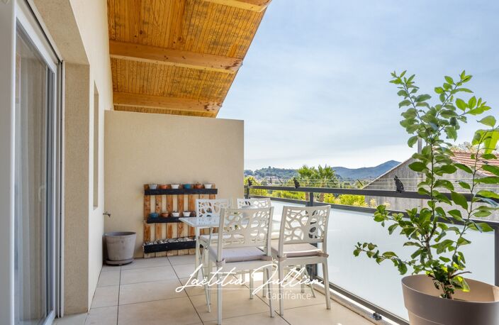 En Exclusivité par Laëtitia JULLIEN – Marseille 12ème – Les Caillols – Duplex T4 de 94 m² avec deux terrasses, résidence récente — photo 2