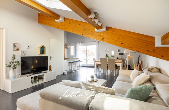 En Exclusivité par Laëtitia JULLIEN – Marseille 12ème – Les Caillols – Duplex T4 de 94 m² avec deux terrasses, résidence récente — photo 5