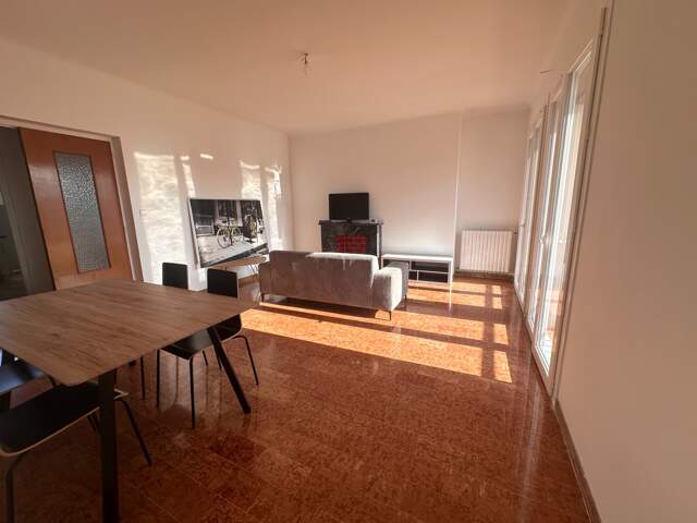 AJACCIO St Jean - T4 80m2 avec terrasse, vue dégagée, grenier et parking privé - 290000 € - — photo du bien