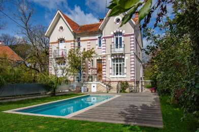 Maison 6 pièces 885700 €
