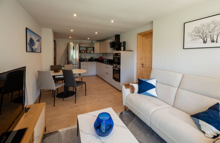 Haute Savoie (74), à vendre SAMOENS - Domaine skiable Grand Massif - Appartement T3 63 m² — photo 3