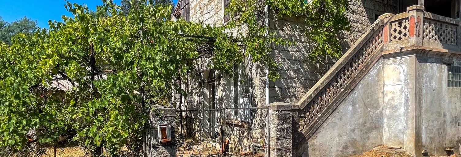 Maison 7 Pièces 150 m² à vendre à Levie (20170)