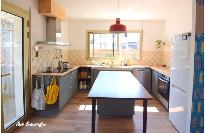 Maison à louer 6 pièces LA ROCHELLE (17), 4 chambres en centre ville — photo 4