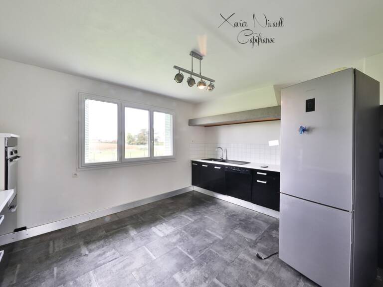 Maison à vendre 6 pièces MARSONNAS (01) — photo 1