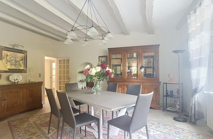 SAINT-ROCH – LE CHARME DES BELLES PIERRES DANS UN ÉCRIN DE VERDURE, maison de plus de 190 m2 habitables, 5 chambres — photo 2