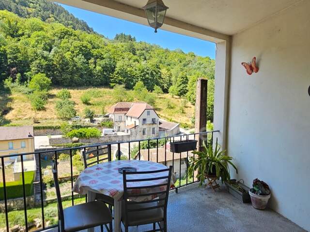 Appartement à vendre avec vue panoramique à Salins-Les-Bains  (39110) — photo du bien