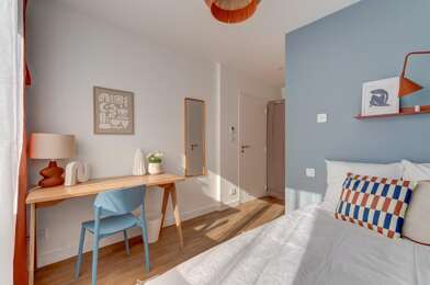 Appartement 1 pièces 700 €