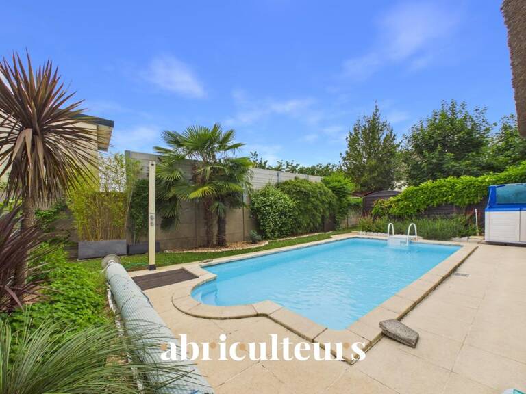 Magnifique Propriété Familiale de charme de 310 m² avec piscine et magnifique jardin arboré en vente à Yerres (91) — photo 1