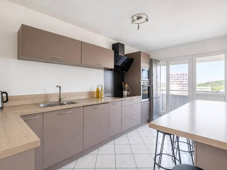 Appartement familial 6 pièces de 116 m² avec vue dégagée – Lyon — photo 1