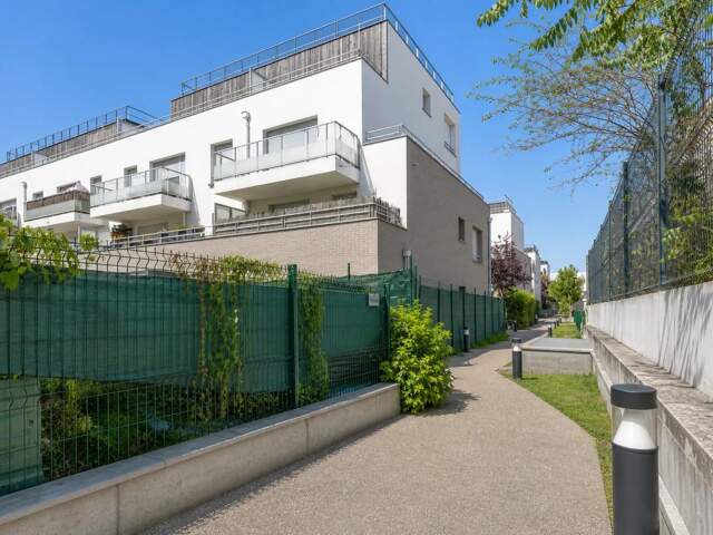 Appartement 4 pièces - 80 m2 - Éragny — photo du bien