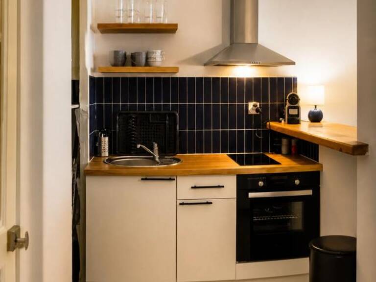 AVIGNON LUMINEUX T2 INTRA MUROS - 30,53 m² — photo 1