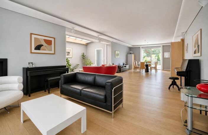 Maison de 7 pièces de 269 m² à Toulouse — photo 2