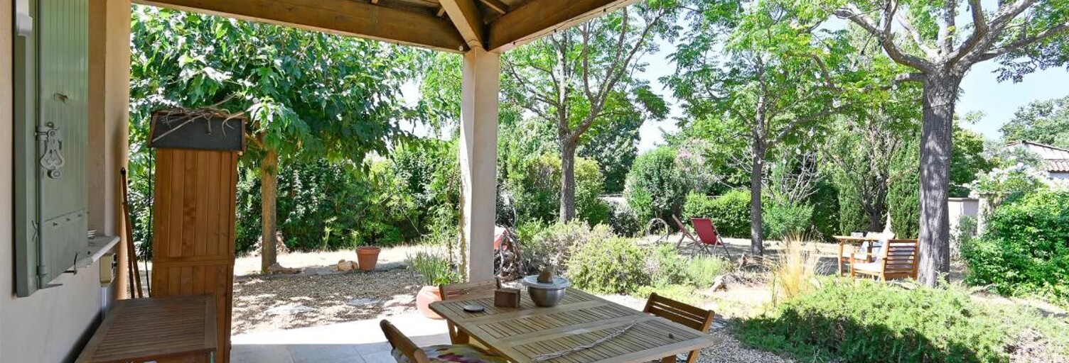 Maison 5 Pièces 108 m² à vendre à Saint-Quentin-la-Poterie (30700)