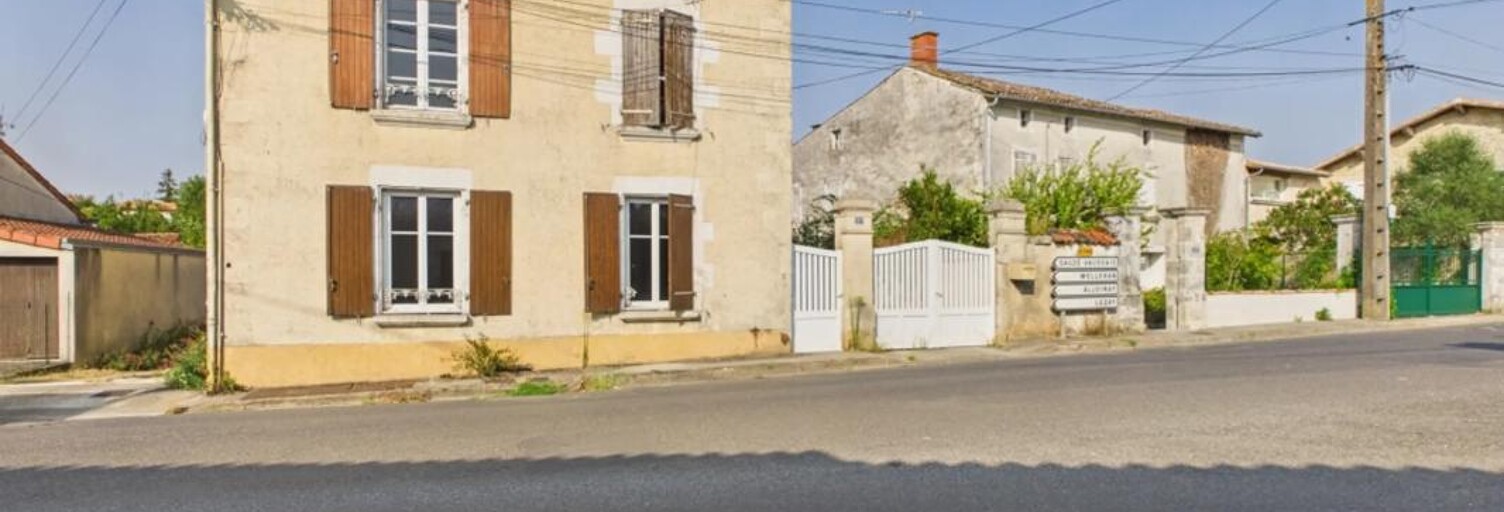Maison 4 Pièces 100 m² à vendre à Chef-Boutonne (79110)