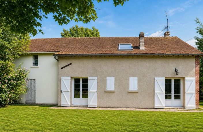 Maison de 5 pièces de 114 m² à Villeneuve-sur-Yonne — photo 2