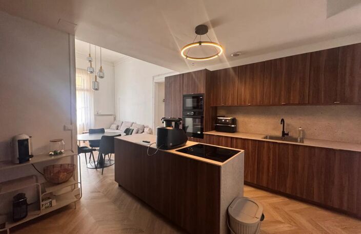 Appartement Haussmannien de 3 pièces 92 m² à Béziers — photo 4