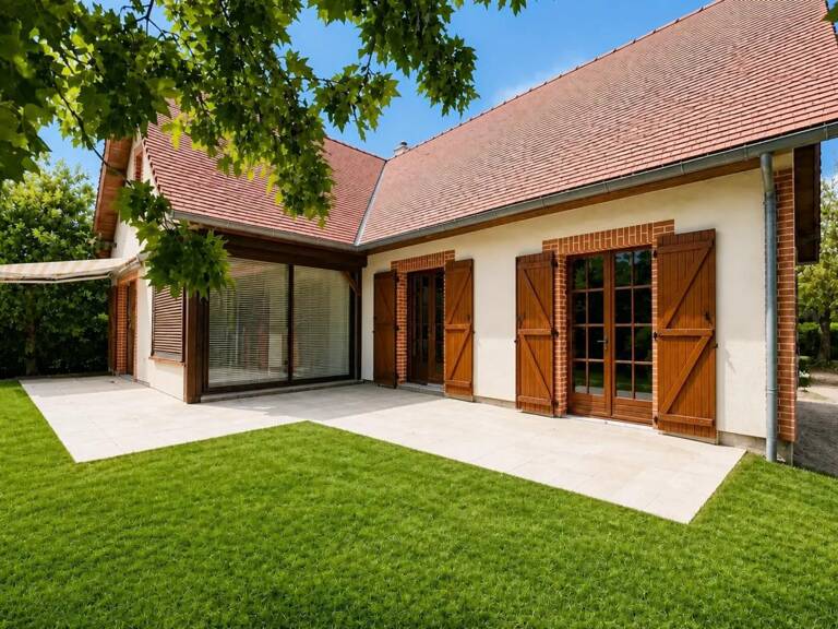 Maison de 5 pièces de 223 m² à Ligny-le-Ribault — photo 1