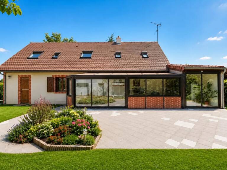 Maison de 5 pièces de 223 m² à Ligny-le-Ribault — photo 1