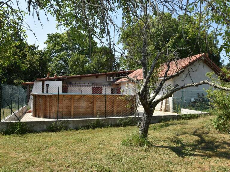 Bien Commercial et habitation À Vendre — photo 1