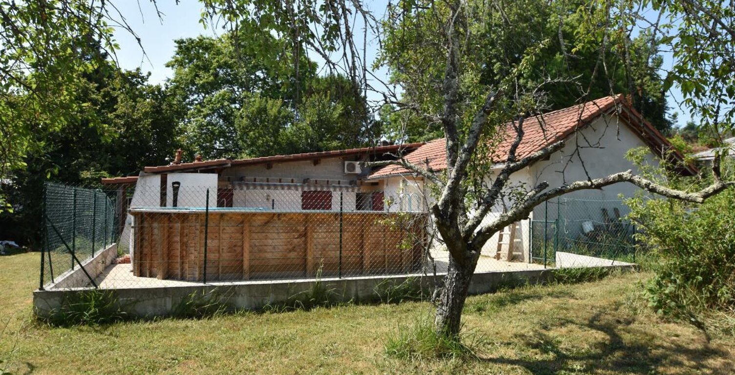 Bien Commercial et habitation À Vendre — photo 1