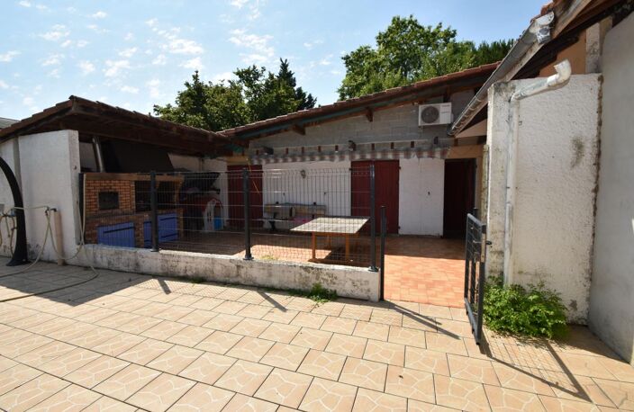 Bien Commercial et habitation À Vendre — photo 5