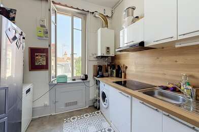 Appartement 4 pièces 825 €