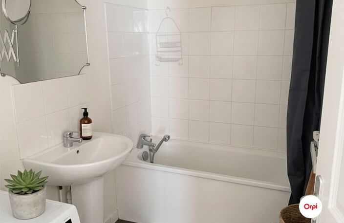 Appartement À Vendre — photo 3