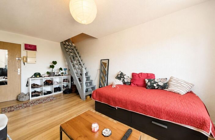 TOULOUSE 31400 Appartement T1 Bis duplex dernier étage avec parking sous-sol — photo 5